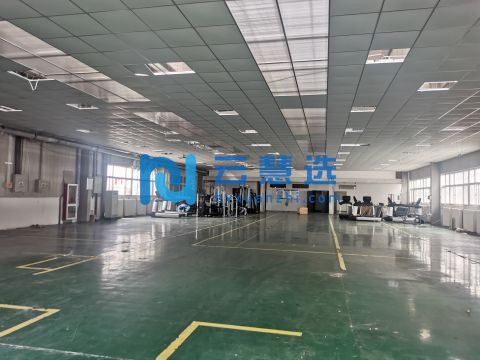 西青学府工业园1095平米单层厂房出租，带300平米办公