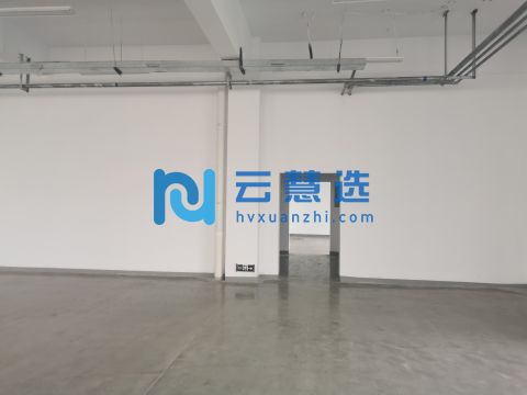 西青学府工业园2000平米厂房出租，配电梯