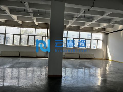 东丽空港，厂房出租，交通便利，价格合适 1500平米