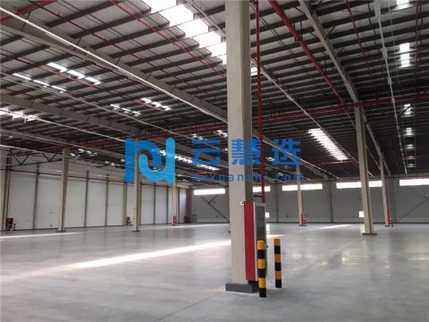 机场旁双层仓库出租，双边卸货平台