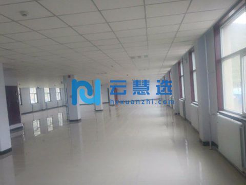 海湖大道40号院内办公及生产场地出租（第二层，有电梯）