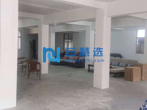 葛店开发区旁 华容镇交通要道口 厂房/仓库出租 价格面议。