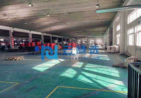 天津西青南站附近独门独院厂房1300平米出租