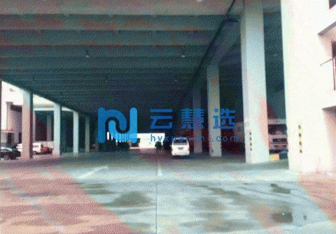 无锡新区高铁站旁厂房