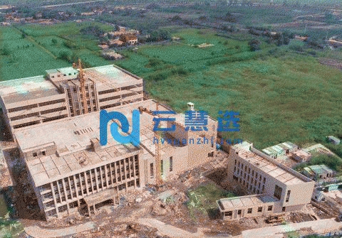 浙江省湖州市南浔区练市镇10000平厂房出租，三层每层3300平，申嘉湖高速旁，交通便利